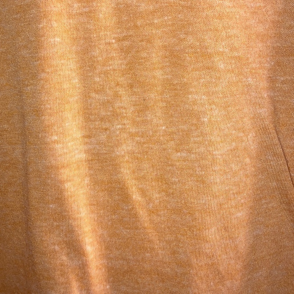 NWT M LulaRoe Randy Tee - Picture 2 of 6